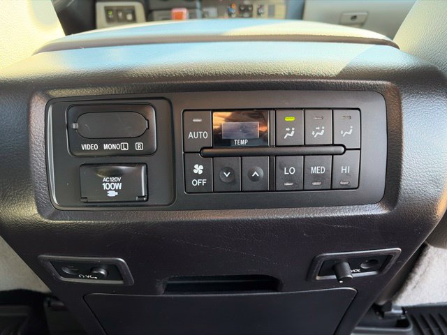 Used 2021 Toyota Sequoia Platinum AWD/4WD image 60