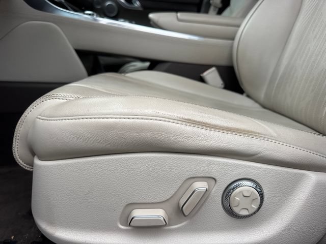 Used 2023 Genesis GV80 2.5T w/ Advanced Package AWD/4WD image 14