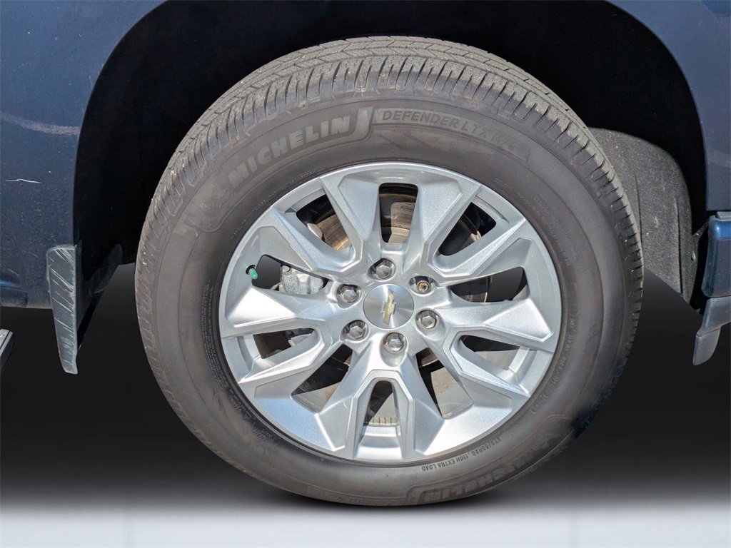 Used 2021 Chevrolet Silverado 1500 Custom image 10