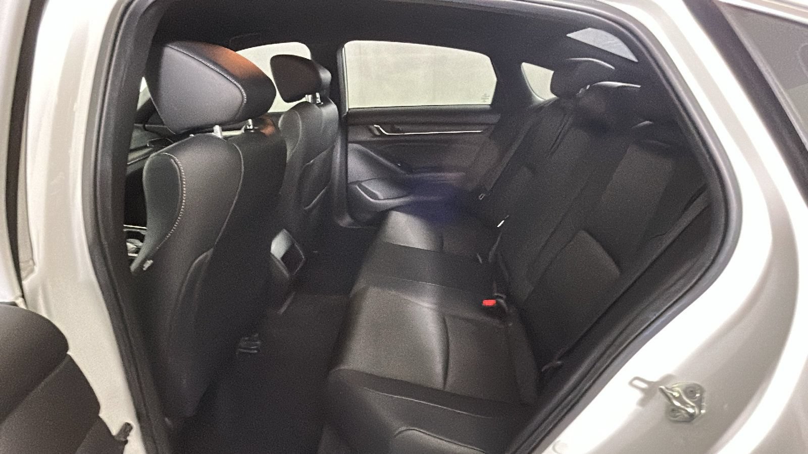 Used 2019 Honda Accord Sport image 29