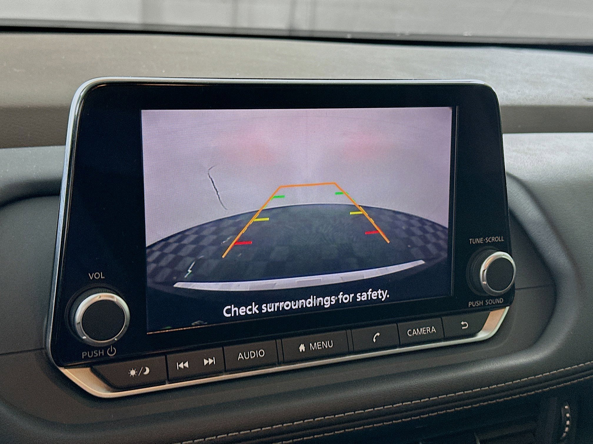 Used 2023 Nissan Rogue S image 23