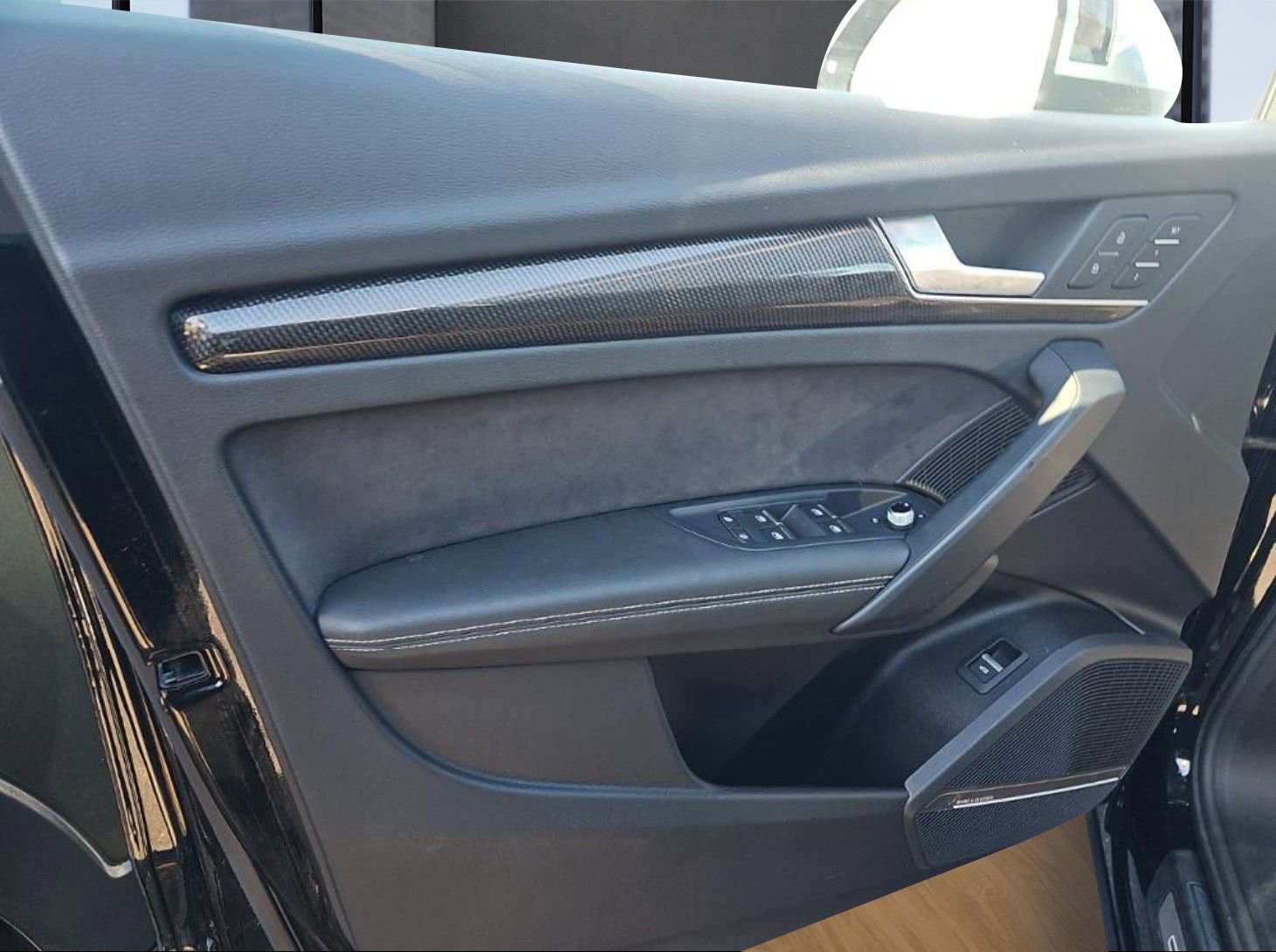 Used 2022 Audi SQ5 Prestige image 12