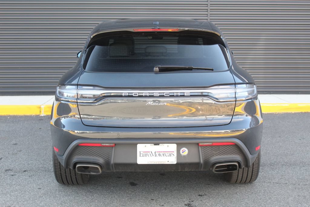 Certified 2026 Porsche Macan AWD/4WD image 7