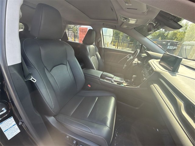 Used 2021 Lexus RX 350L Premium w/ Premium Package image 25