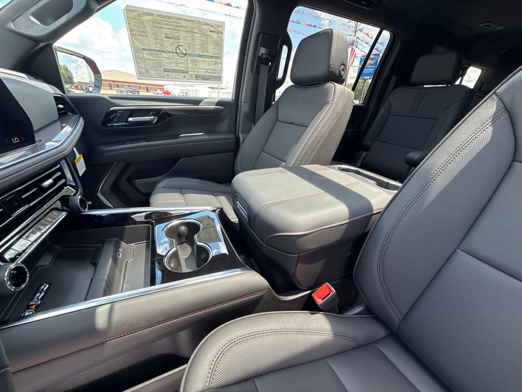 New 2026 Chevrolet Suburban RST w/ RST Capability Package AWD/4WD image 14