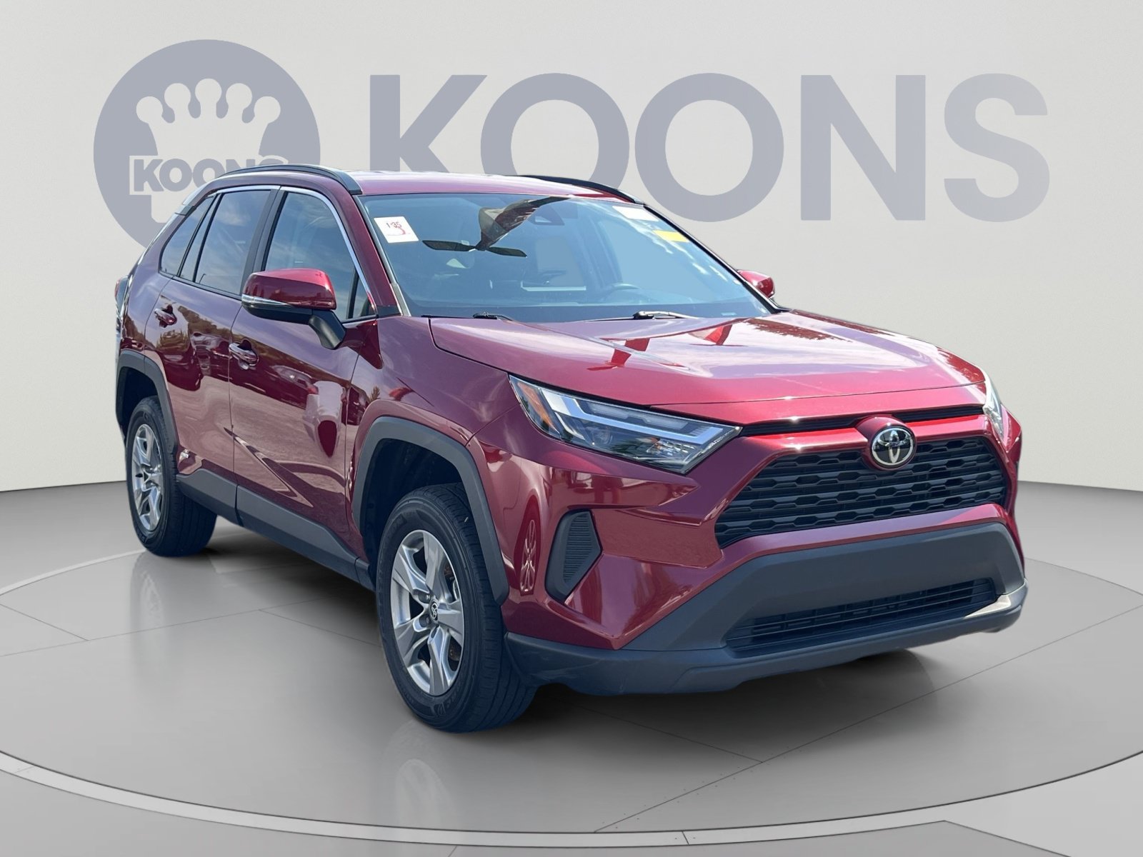 Used 2025 Toyota RAV4 XLE AWD/4WD image 5