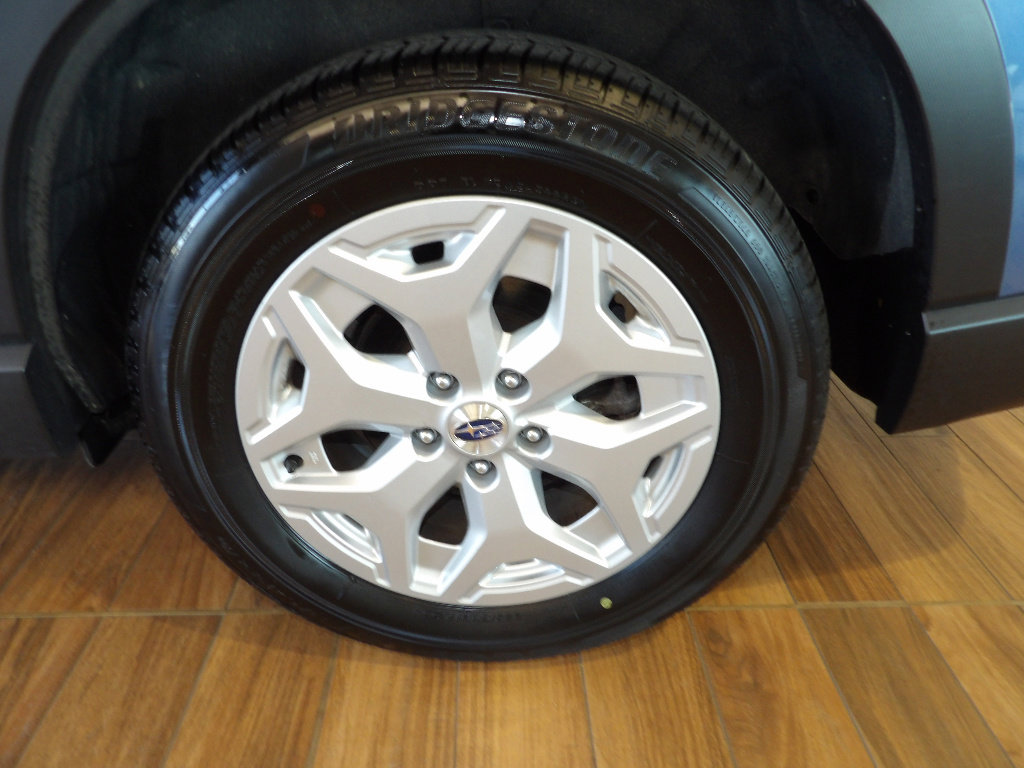 Used 2024 Subaru Forester AWD/4WD image 9