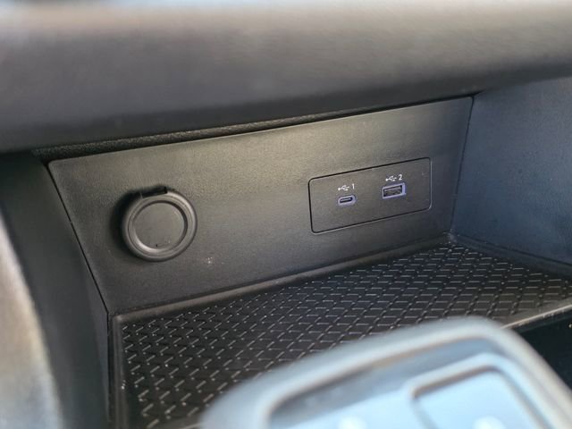 Used 2025 Nissan Pathfinder SV FWD image 34