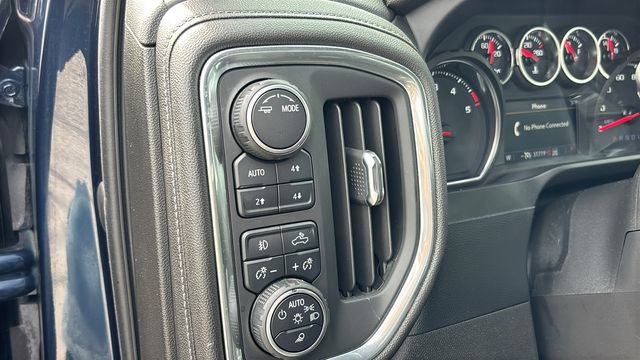 Used 2022 Chevrolet Silverado 2500 LTZ w/ LTZ Plus Package AWD/4WD image 11