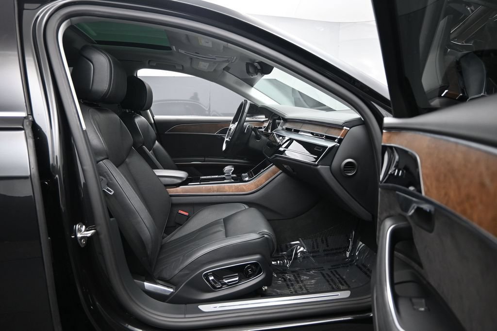 Used 2020 Audi A8 L 3.0T w/ Executive Package AWD/4WD image 31
