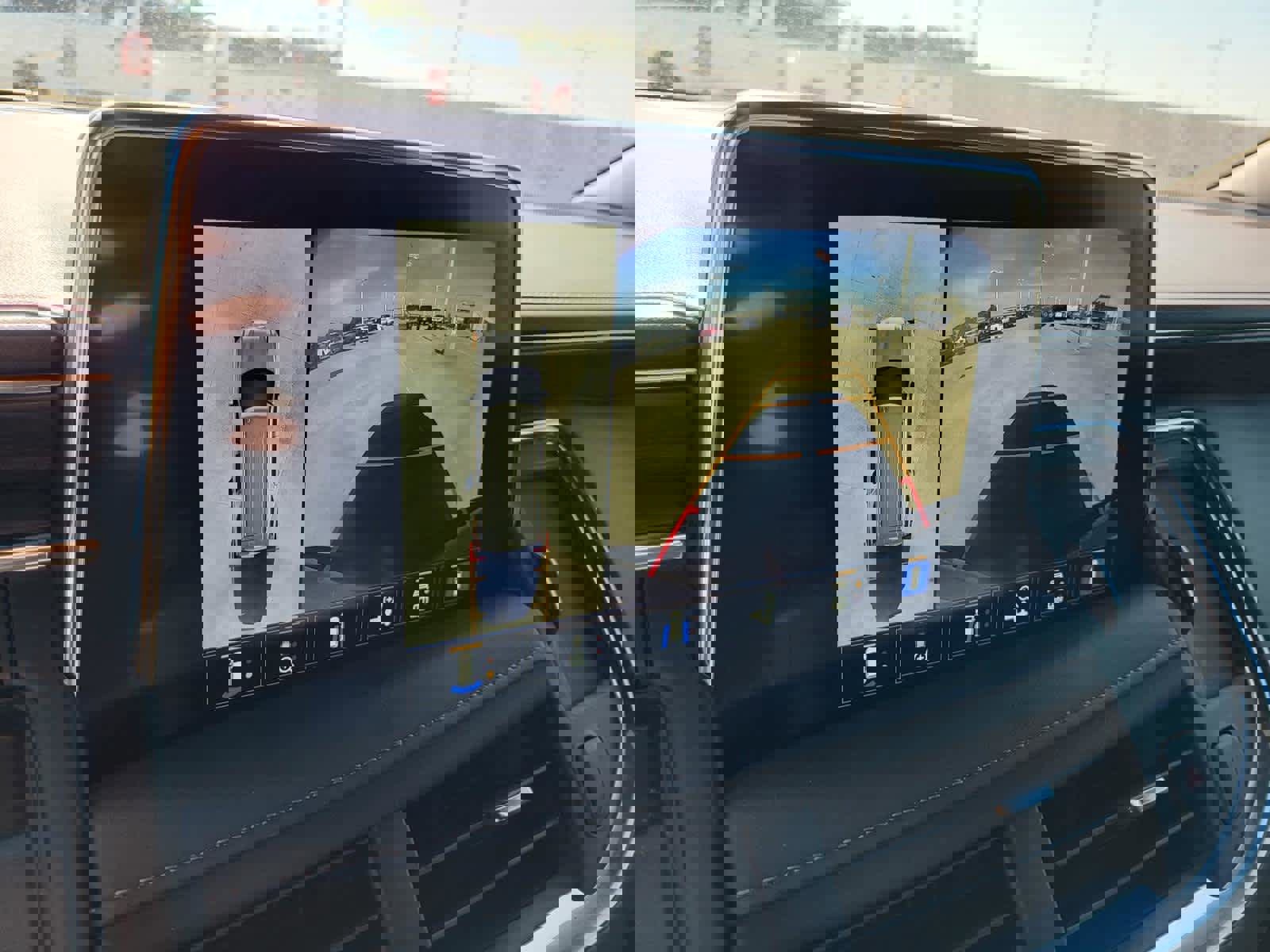 Used 2024 Chevrolet Tahoe Z71 w/ Z71 Off-Road Package image 22