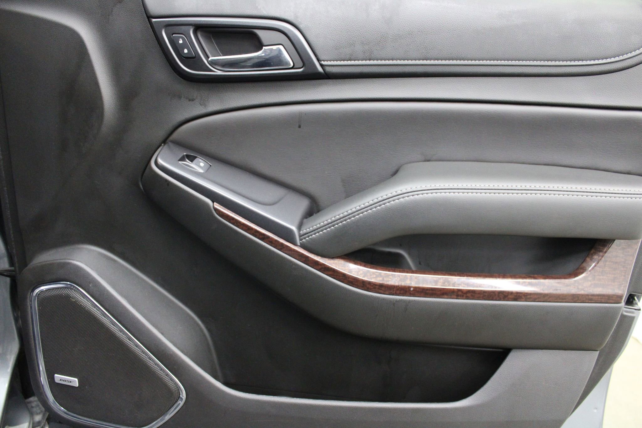 Used 2018 GMC Yukon SLT image 29