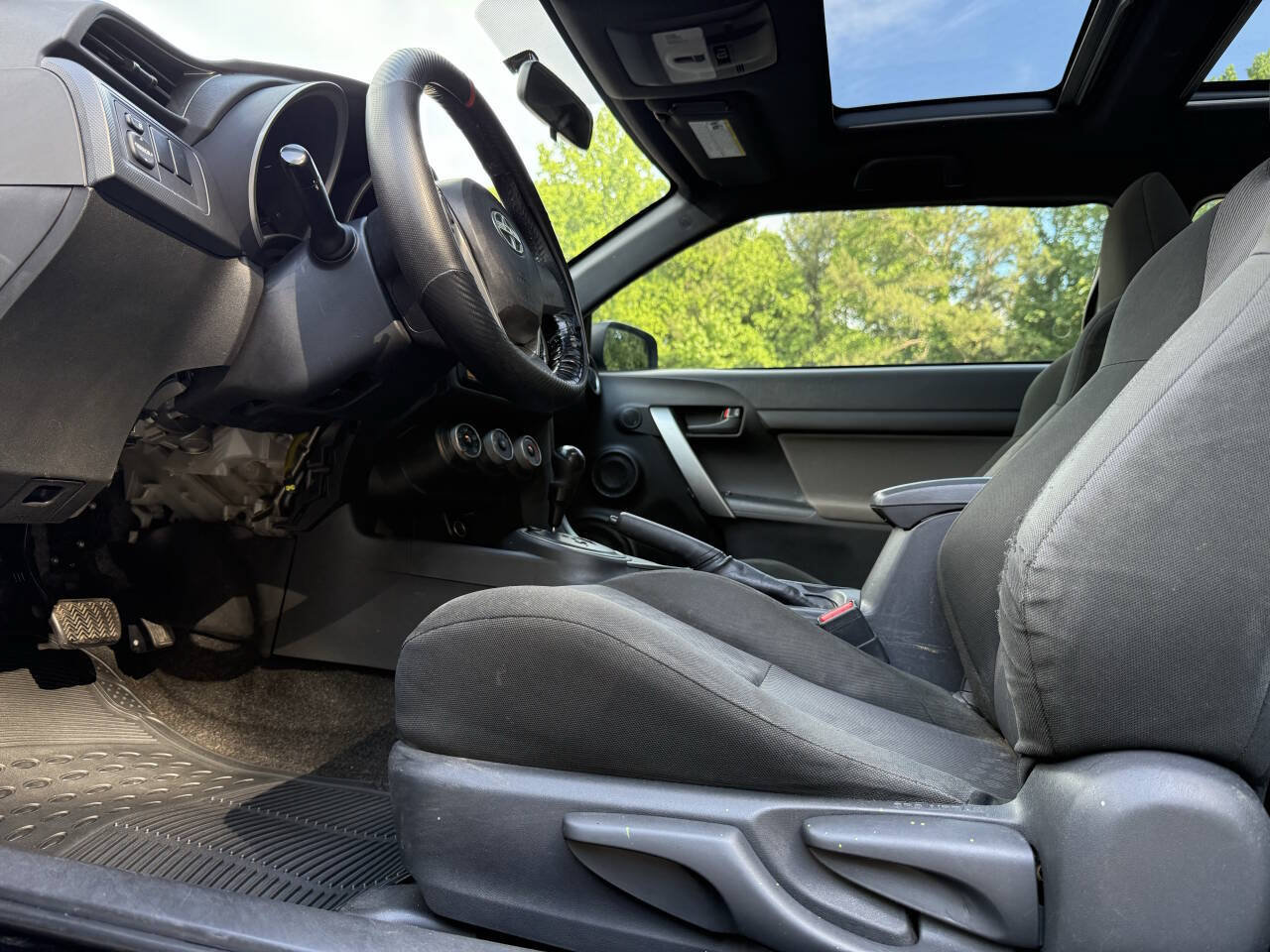 Used 2012 Scion tC FWD image 22