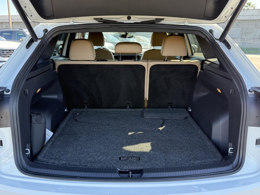 Used 2020 Volkswagen Atlas Cross Sport SE image 10
