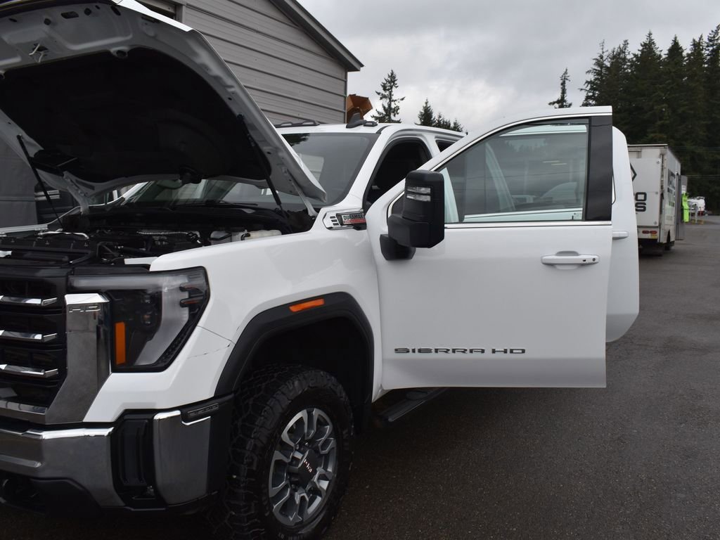 Used 2024 GMC Sierra 3500 SLE w/ SLE Convenience Package AWD/4WD image 22