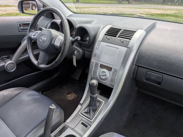 Used 2010 Scion tC FWD image 28