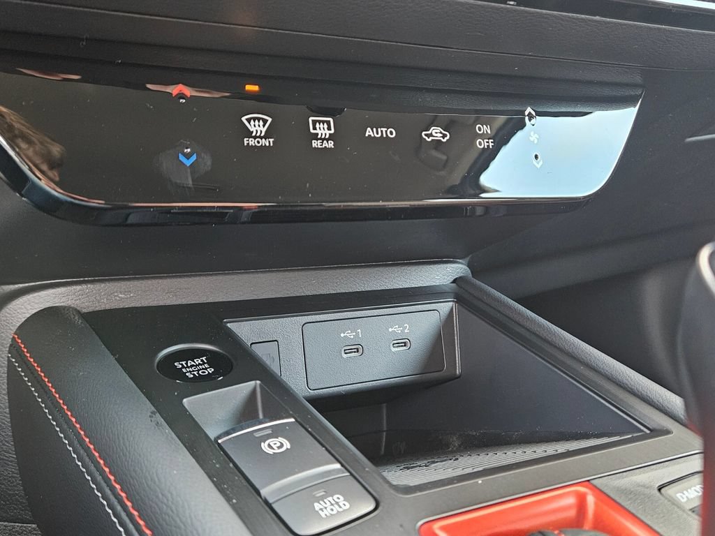 New 2026 Nissan Kicks SR FWD image 22