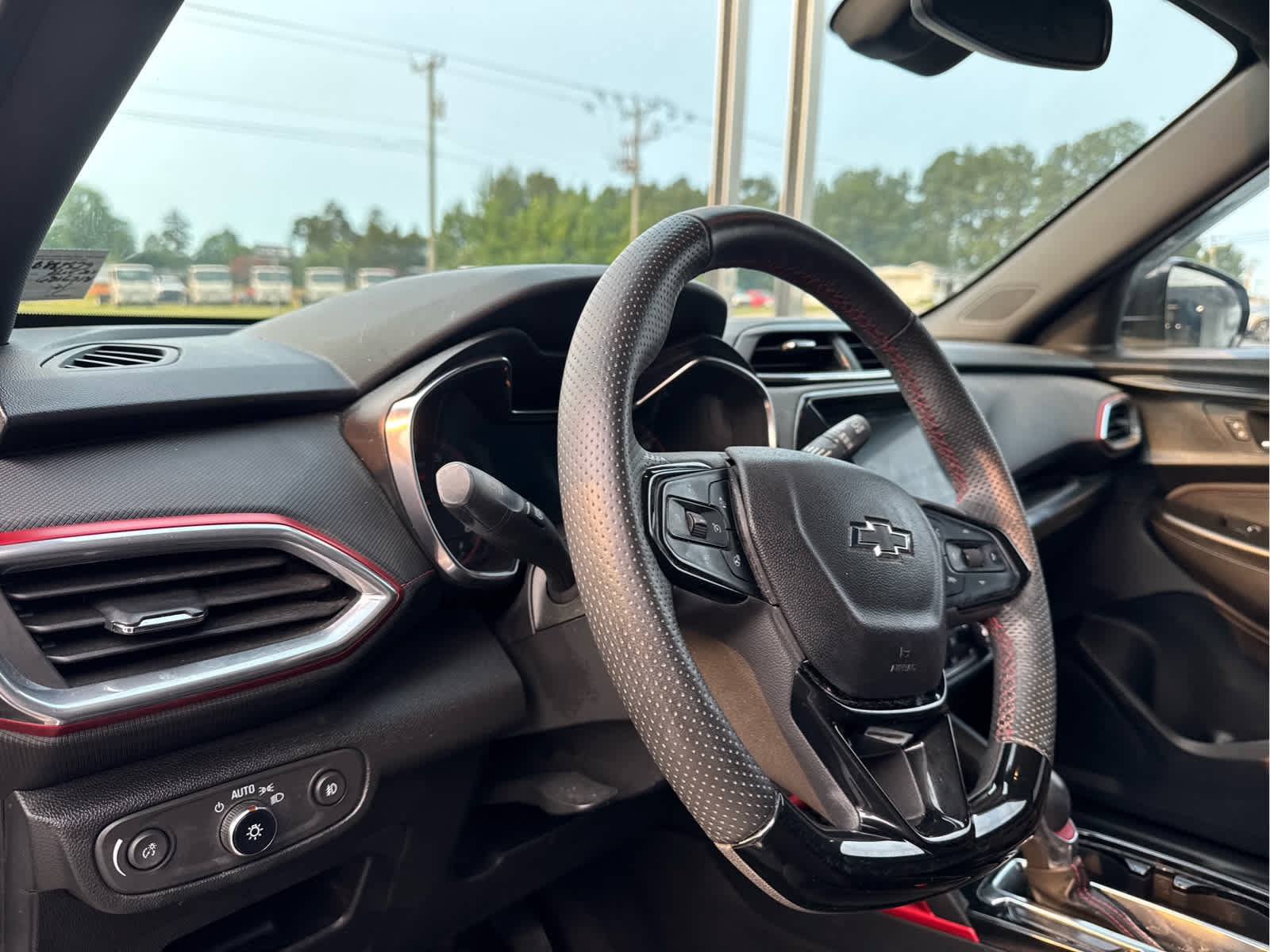 Used 2023 Chevrolet TrailBlazer RS w/ Convenience Package FWD image 31