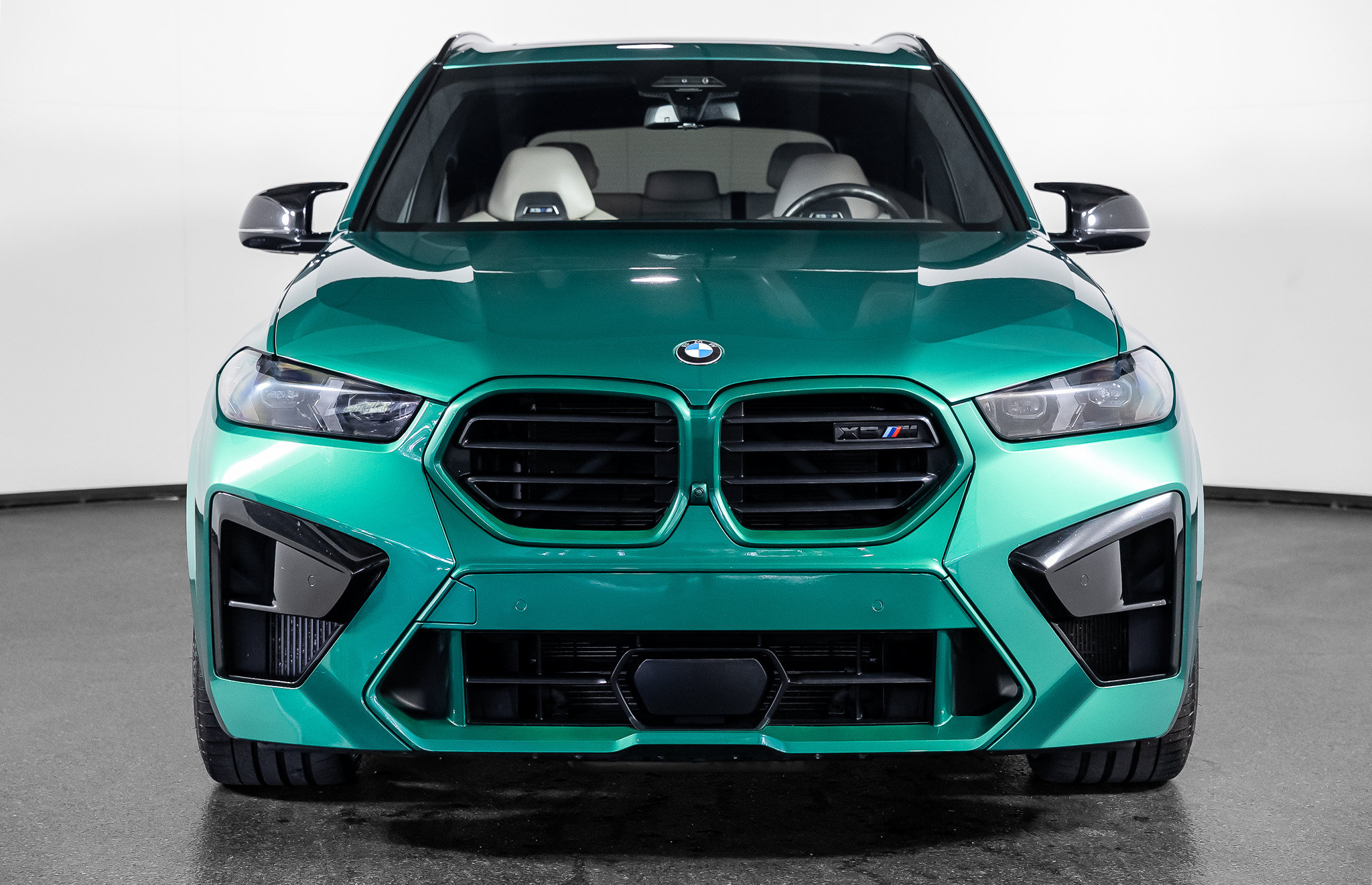 Used 2024 BMW X5 M Competition w/ Executive Package AWD/4WD image 4