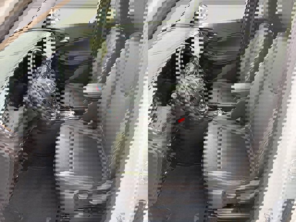 Used 2024 Buick Encore GX Sport Touring image 10