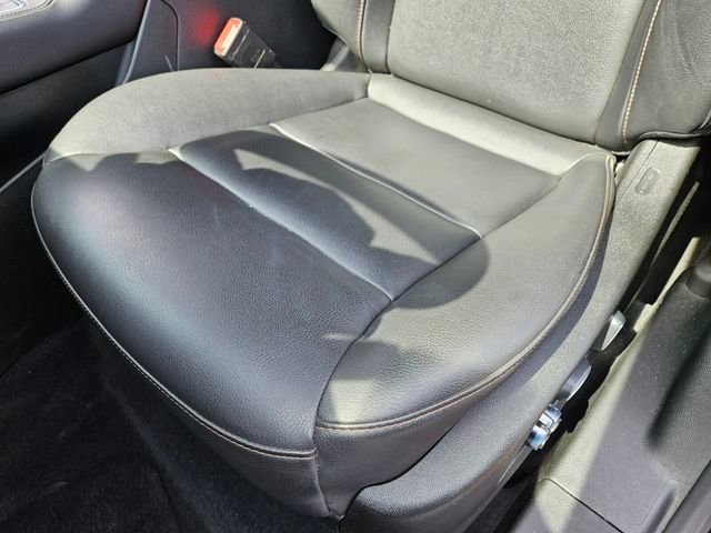 Used 2021 Cadillac XT4 Sport w/ Cold Weather Package image 8