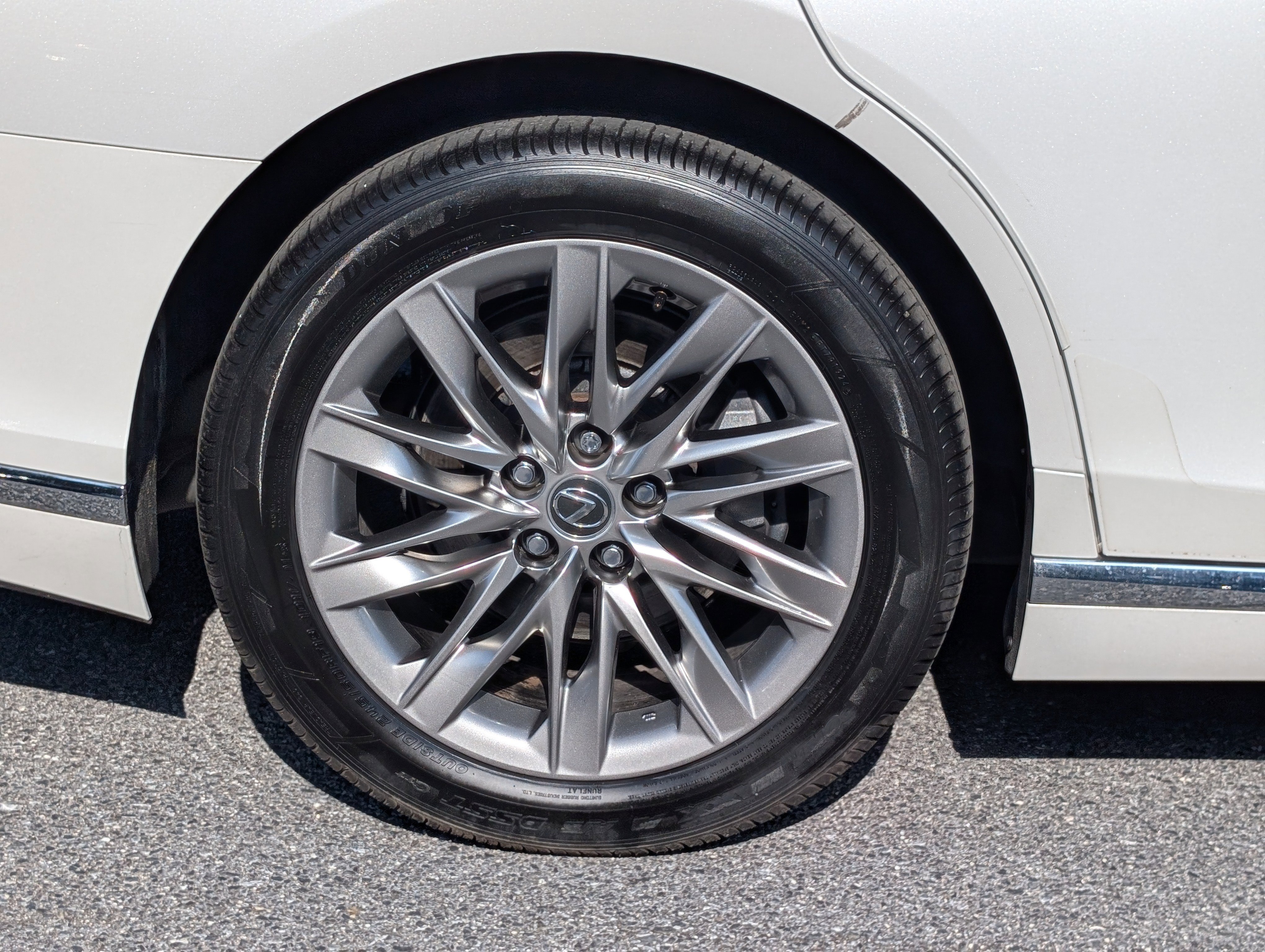 Certified 2022 Lexus LS 500 500 w/ Interior Upgrade Package image 10