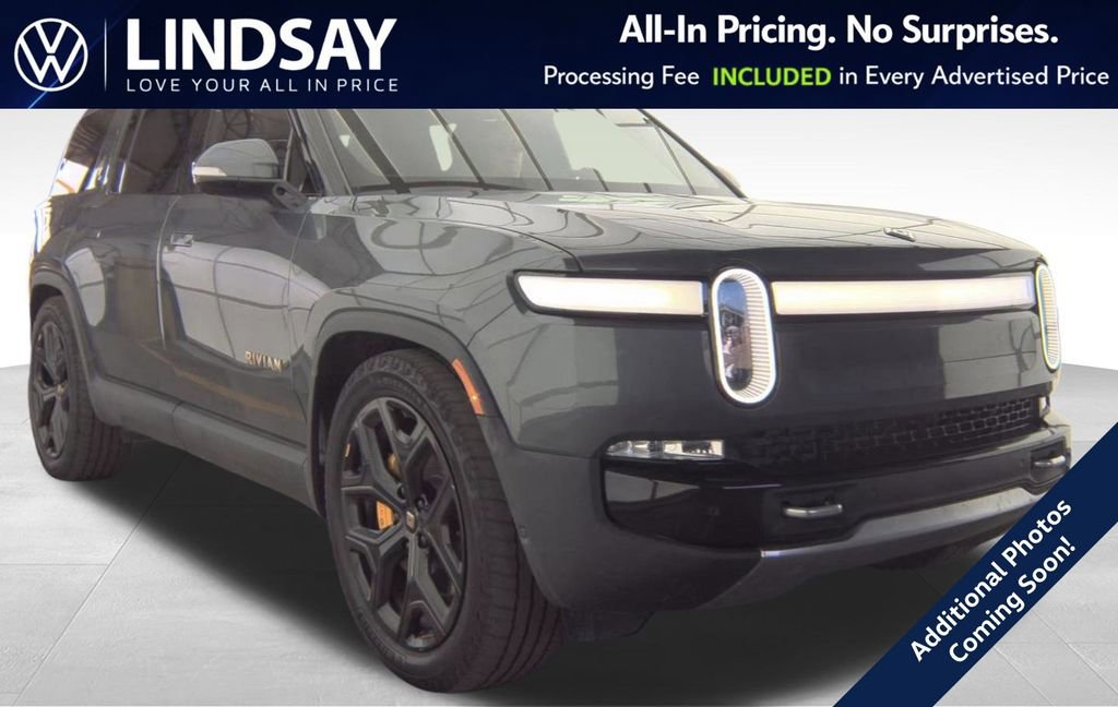 Used 2023 Rivian R1S Adventure image 1