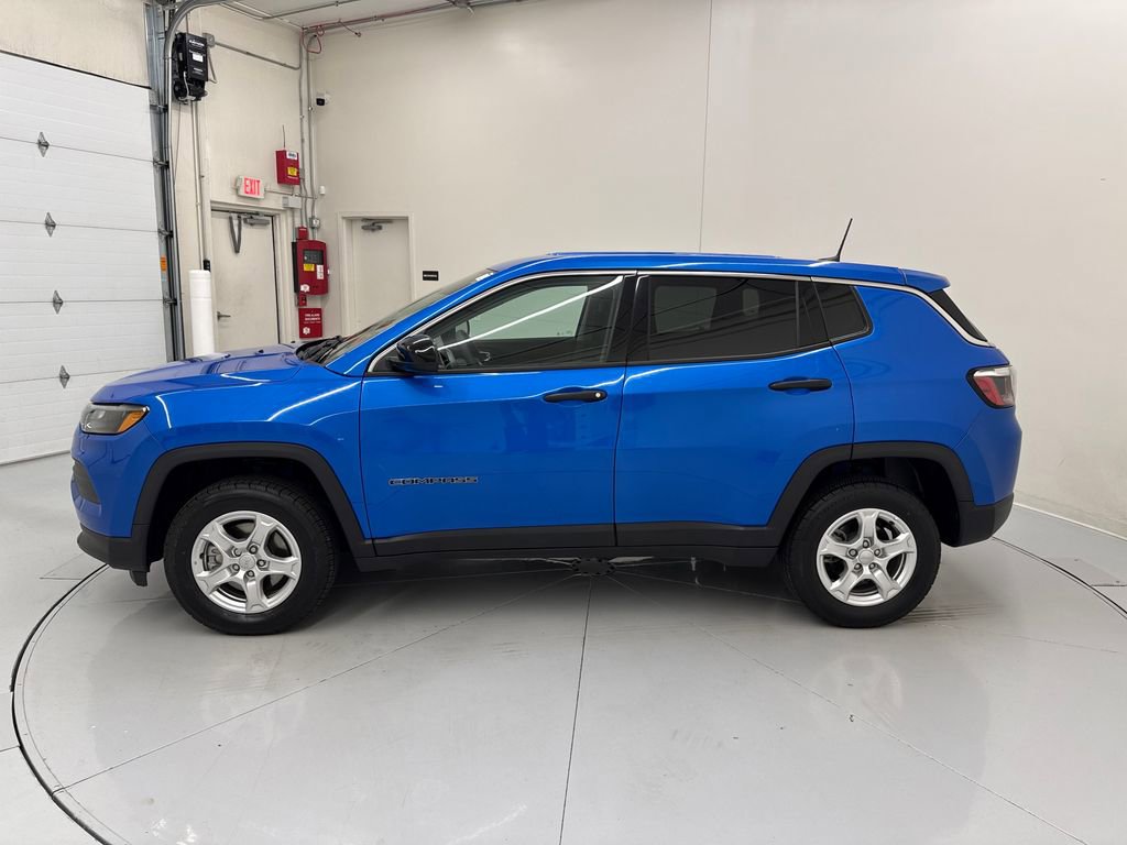 Used 2022 Jeep Compass Sport AWD/4WD video 3