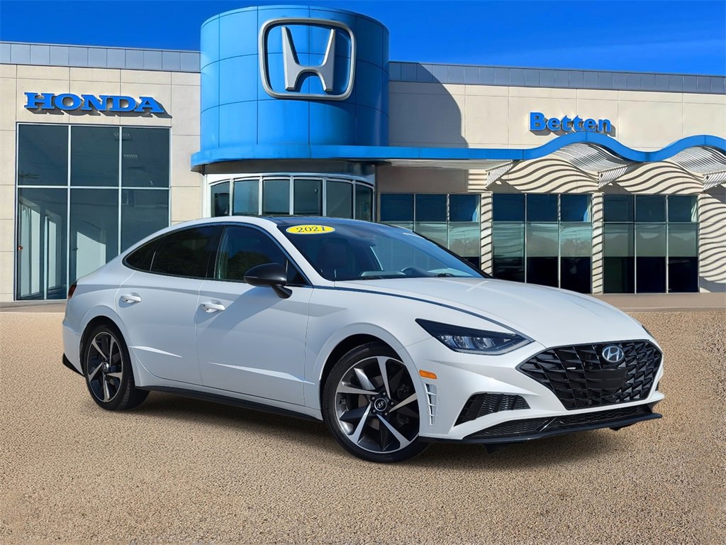 Used 2021 Hyundai Sonata Sport image 1