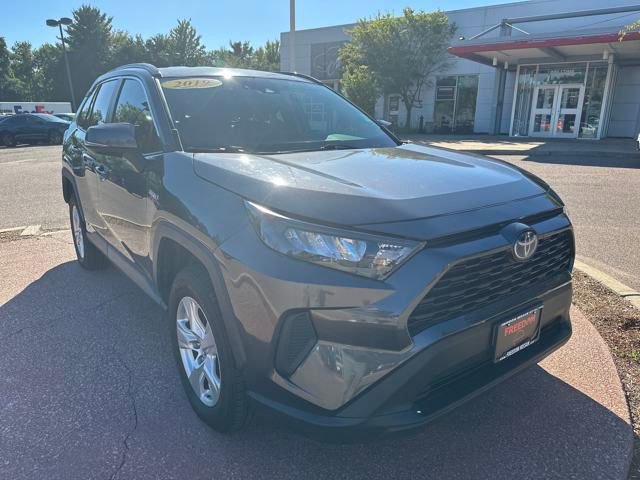 Used 2019 Toyota RAV4 LE w/ Carpet Mat Package image 7
