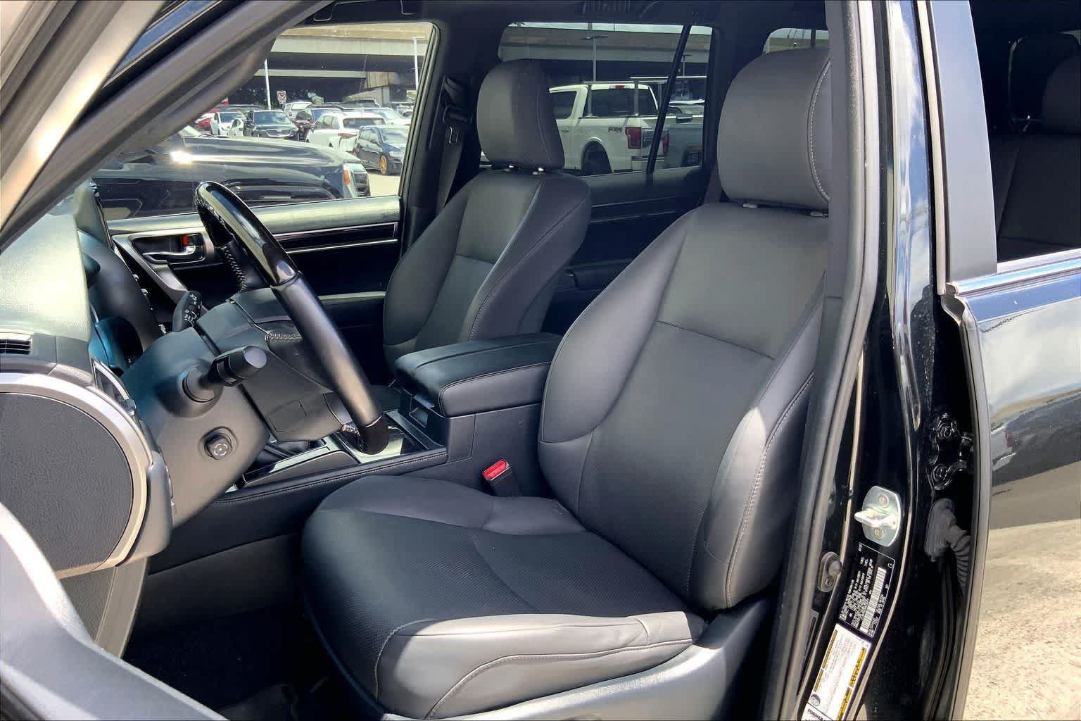 Used 2022 Lexus GX 460 Premium AWD/4WD image 11