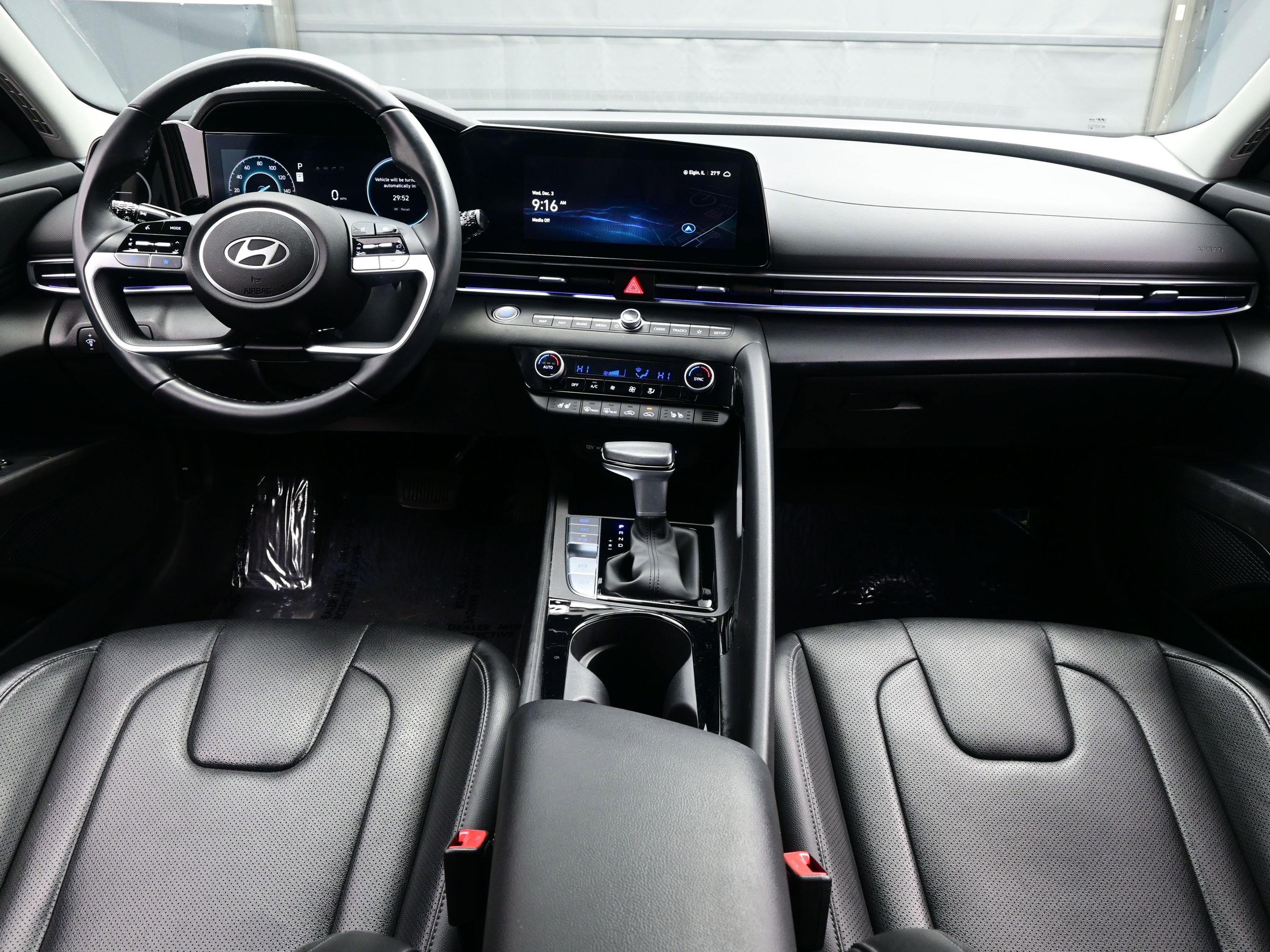 Certified 2024 Hyundai Elantra Limited image 17