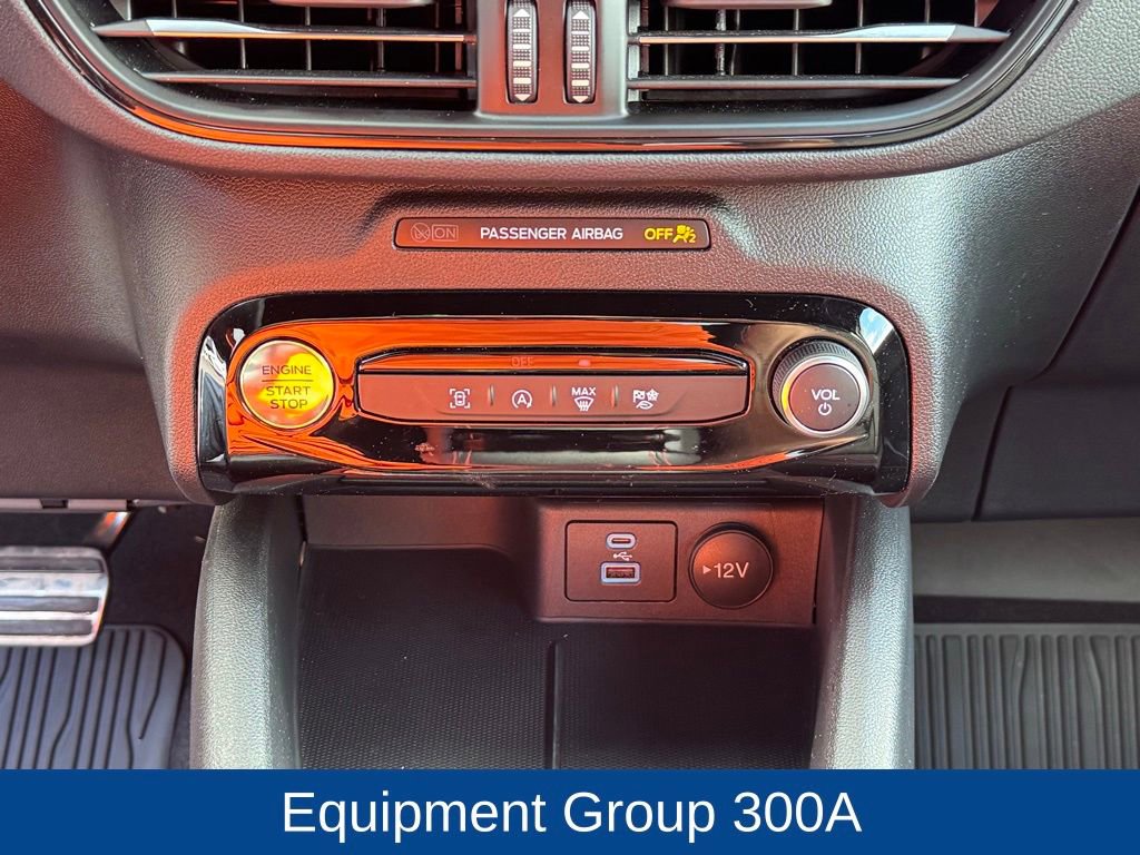 Certified 2023 Ford Escape ST-Line w/ Tech Pack #1 image 17