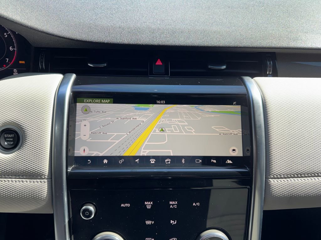 Used 2020 Land Rover Discovery Sport SE R-Dynamic image 19