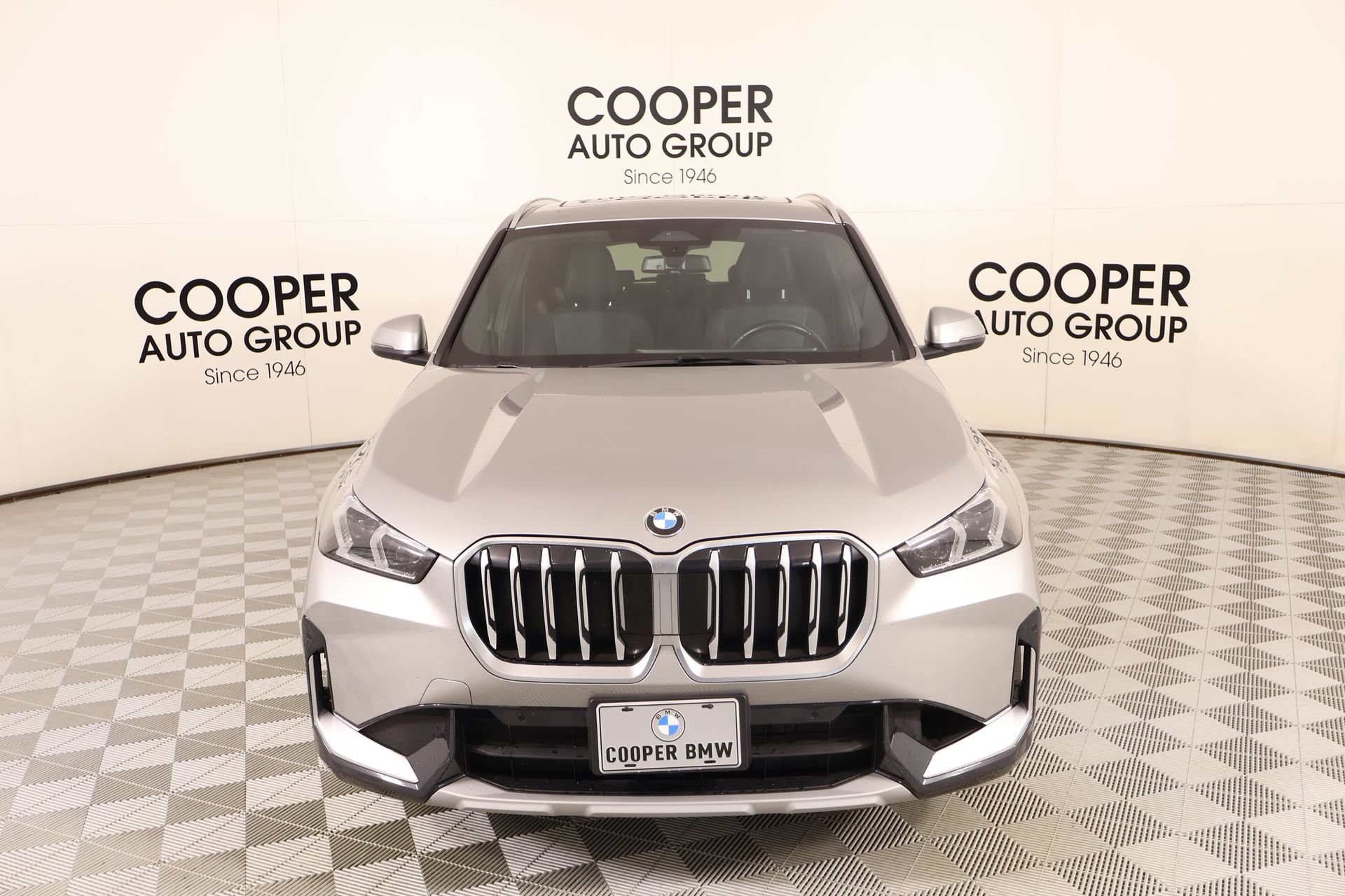 Used 2025 BMW X1 xDrive28i w/ Convenience Package AWD/4WD image 10