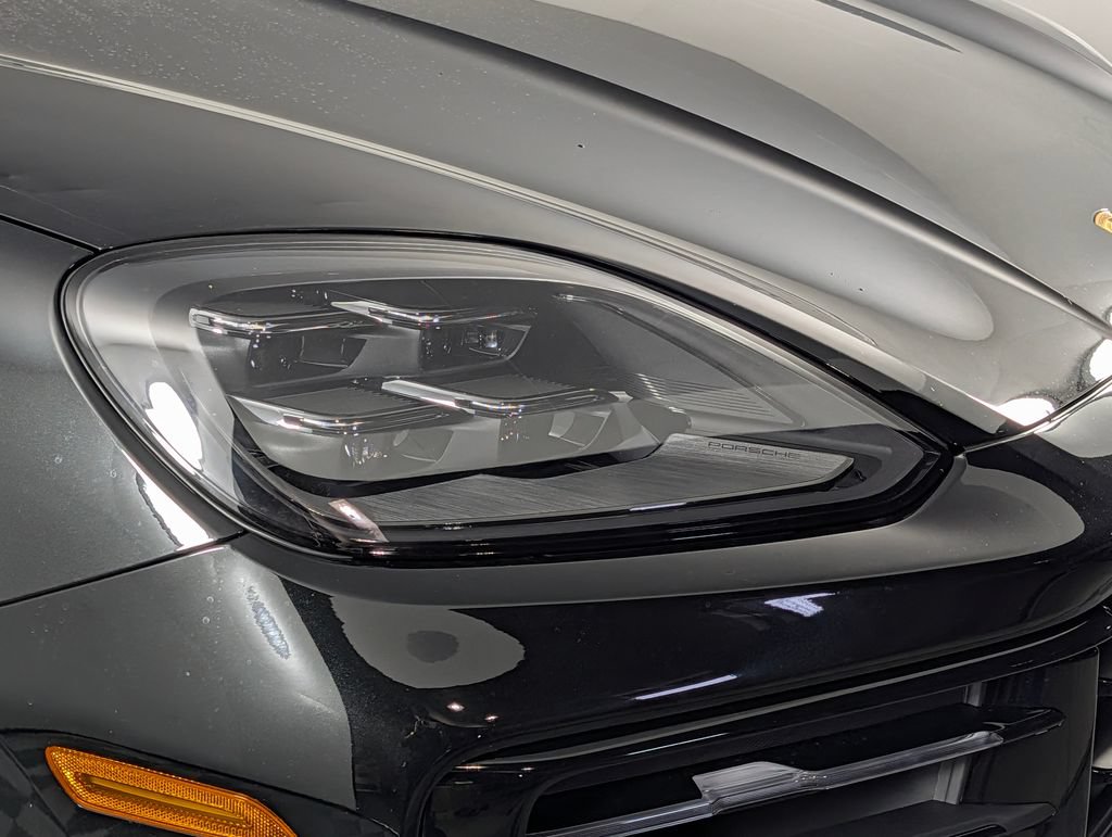 New 2026 Porsche Cayenne S AWD/4WD image 15
