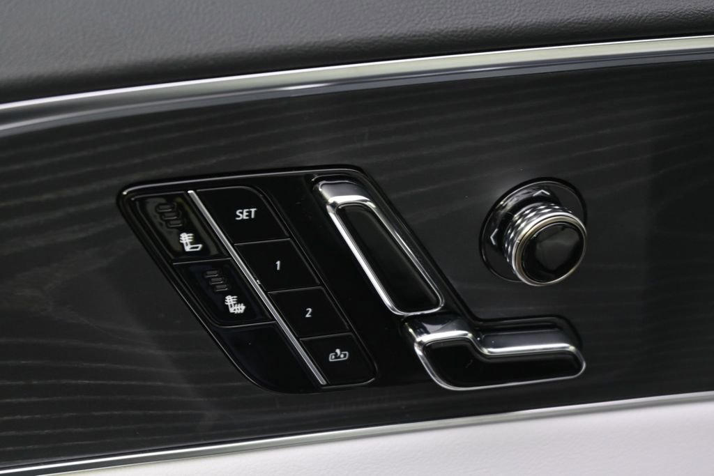 New 2025 Cadillac Lyriq Sport AWD/4WD image 14