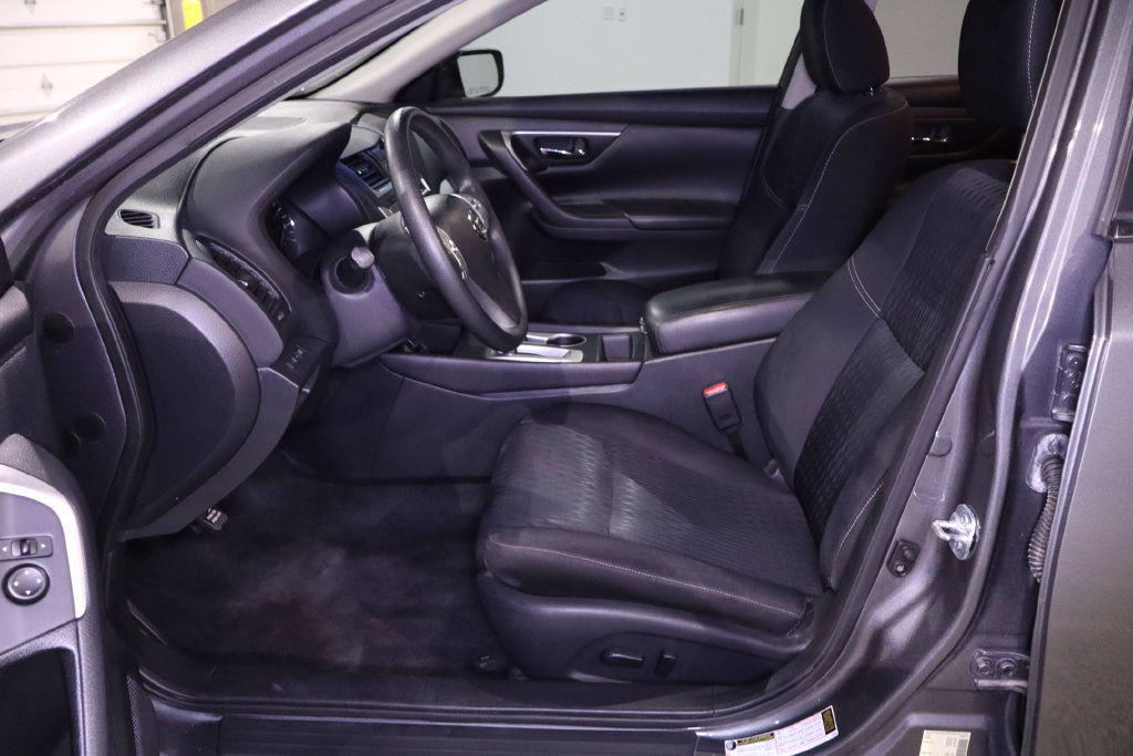 Used 2017 Nissan Altima 2.5 S w/ Power Driver Seat Package FWD image 25