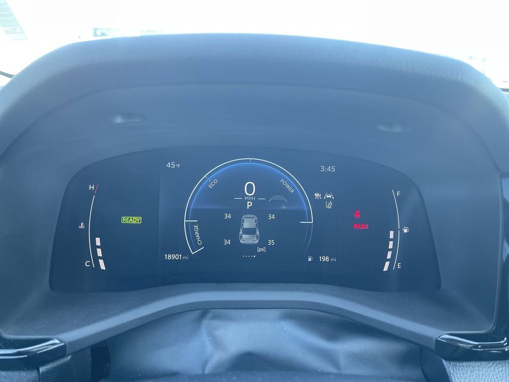 Used 2025 Toyota Camry LE w/ Convenience Package image 21