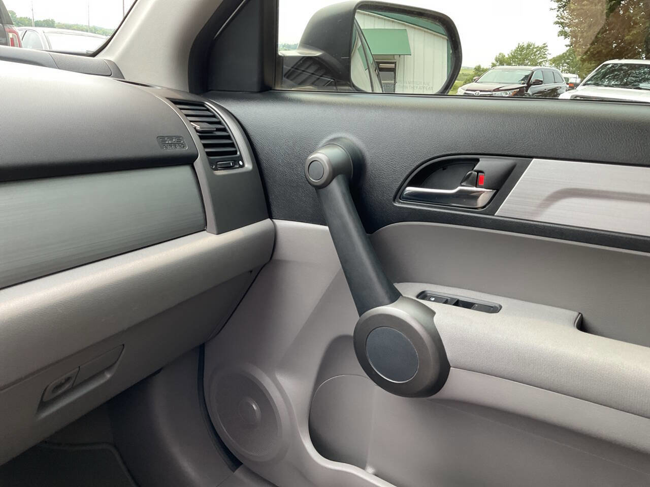 Used 2011 Honda CR-V LX image 14