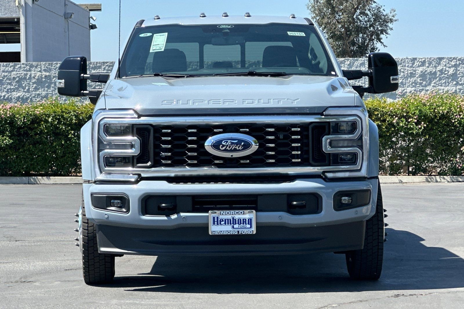 New 2026 Ford F450 Platinum w/ FX4 Off-Road Package image 9