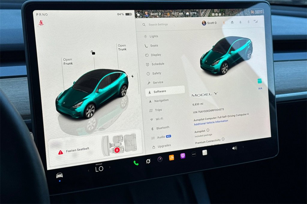 Used 2024 Tesla Model Y 2WD image 27