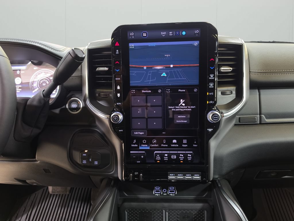 New 2026 RAM 2500 Laramie AWD/4WD image 17