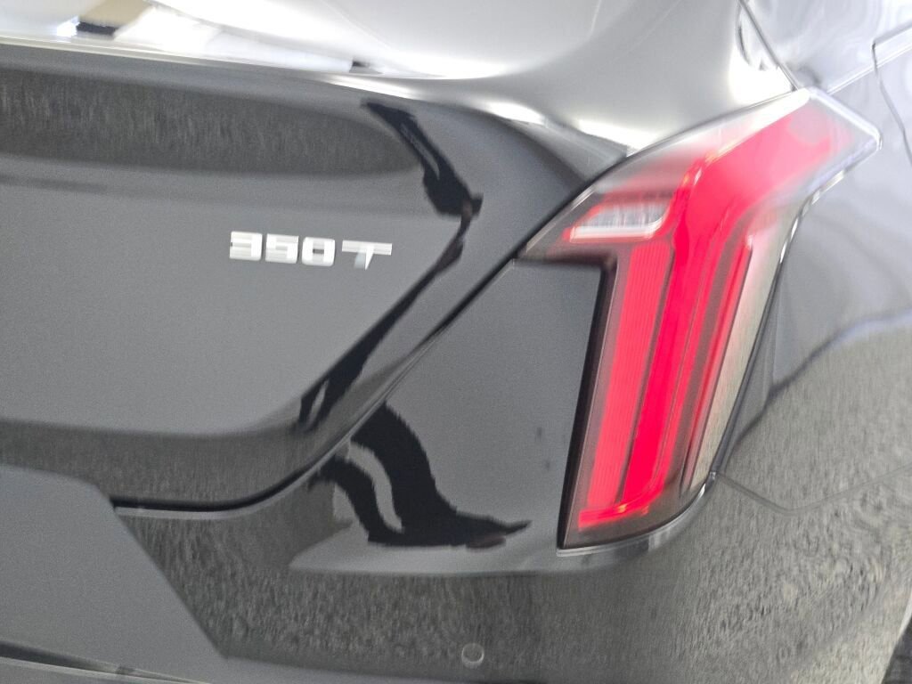 Used 2023 Cadillac CT4 Premium Luxury image 13