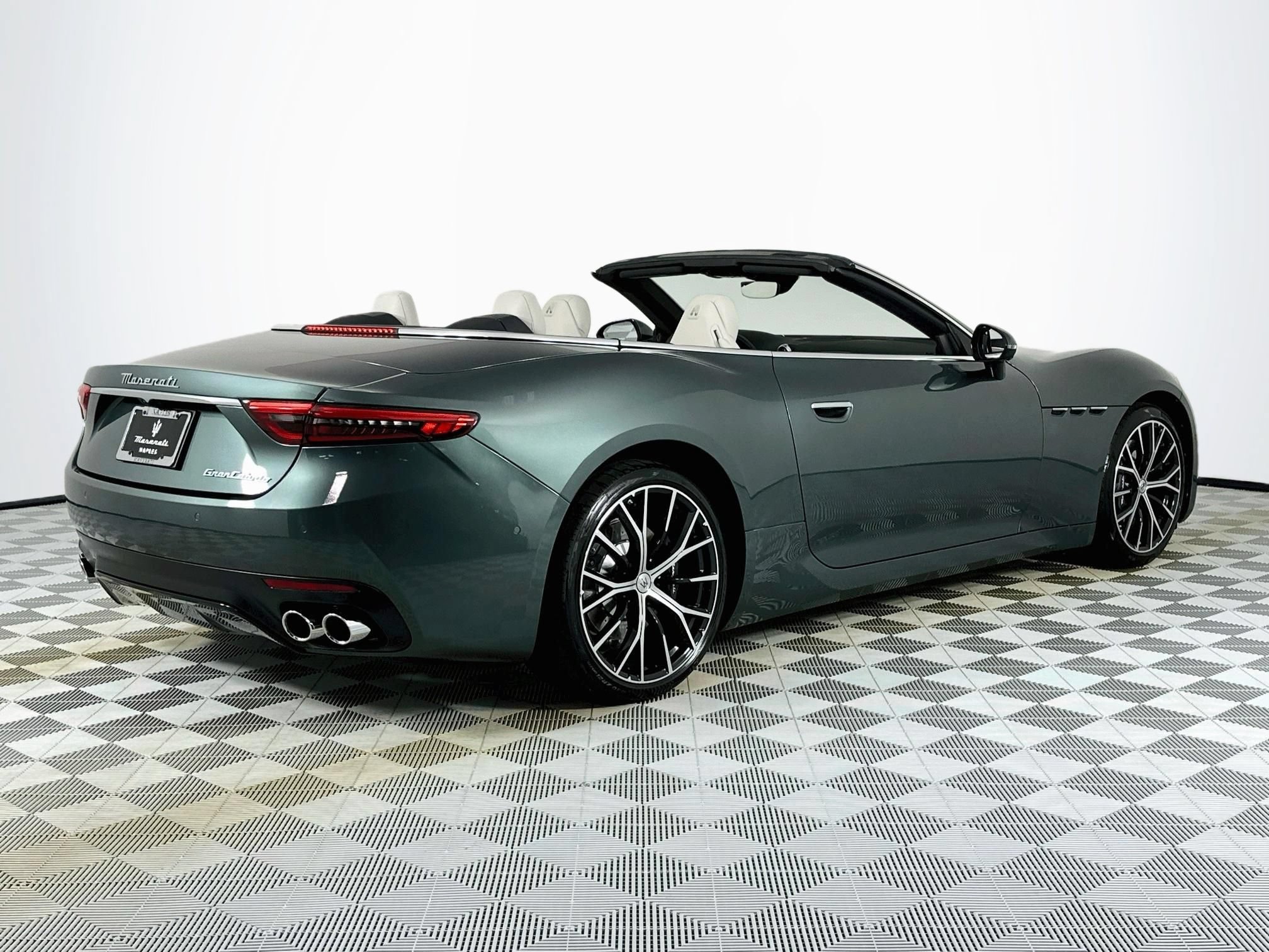 New 2026 Maserati GranCabrio Modena AWD/4WD image 5