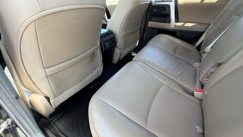 Used 2011 Toyota 4Runner Limited AWD/4WD image 23