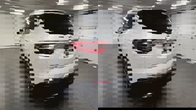 Certified 2021 Buick Enclave Essence w/ Sport Touring Edition image 7