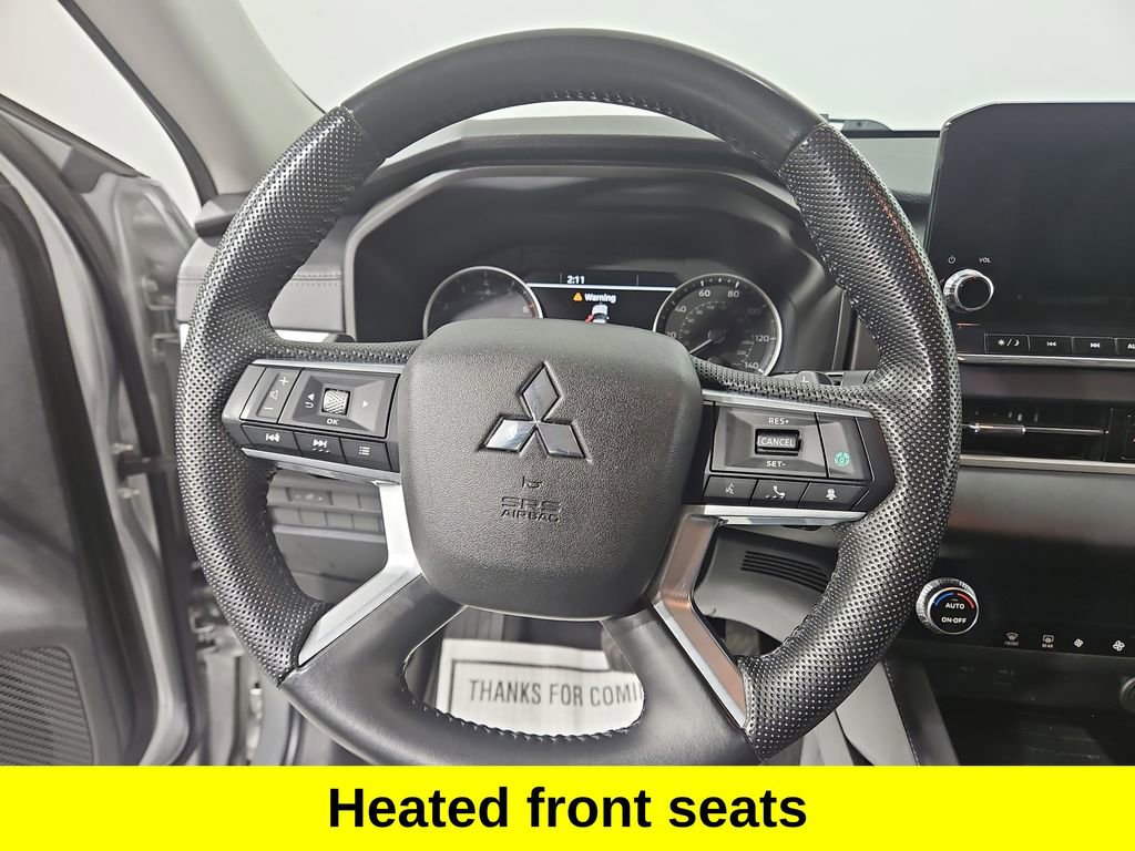 Used 2023 Mitsubishi Outlander SE image 14