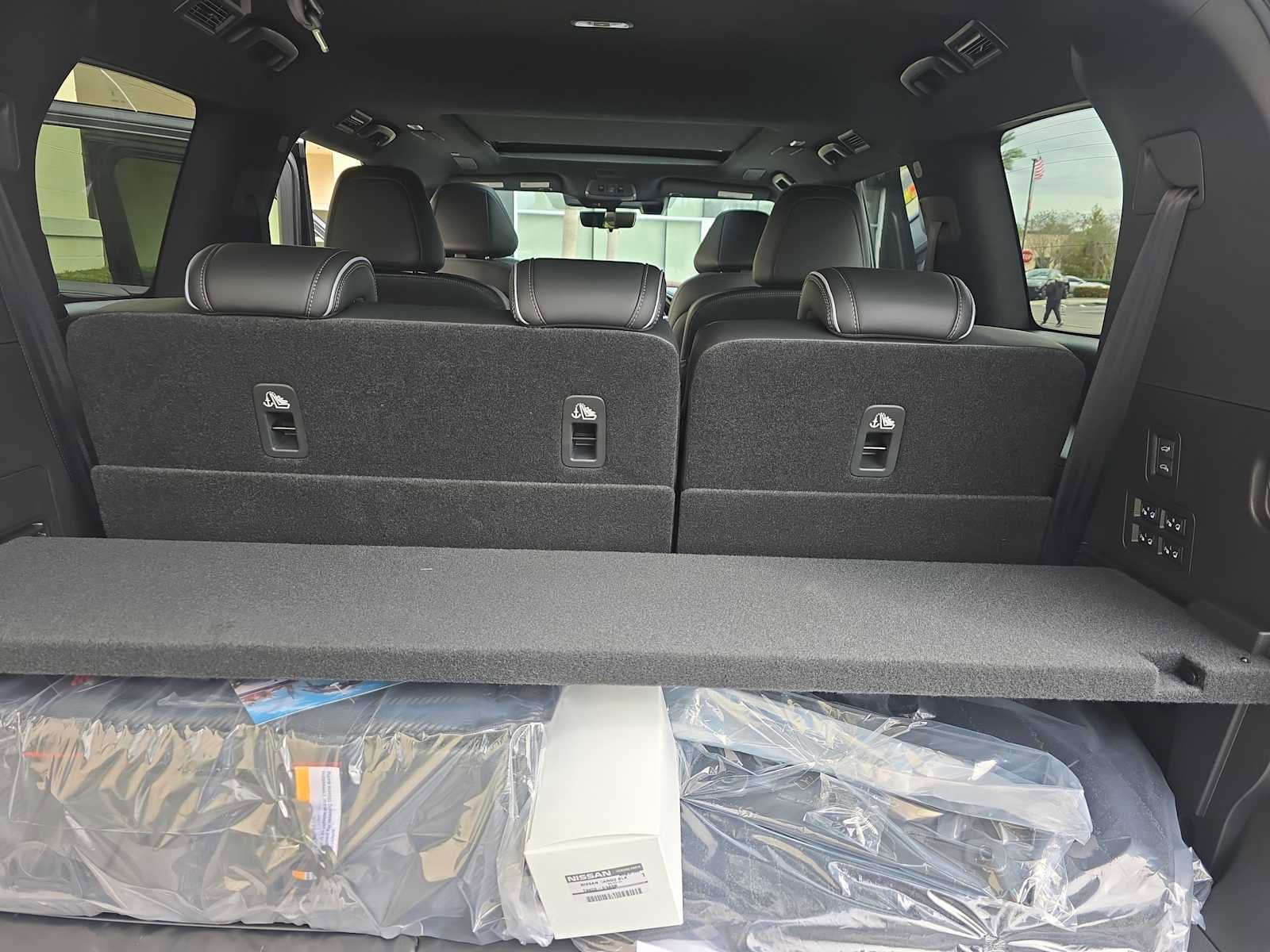 New 2026 INFINITI QX80 Autograph w/ Premium Cargo Package image 26