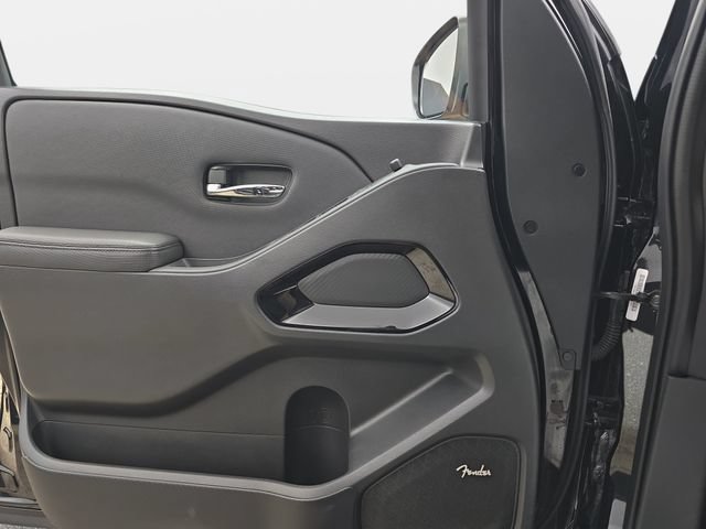 Used 2022 Nissan Frontier PRO-4X w/ Pro-4X Premium Package AWD/4WD image 26